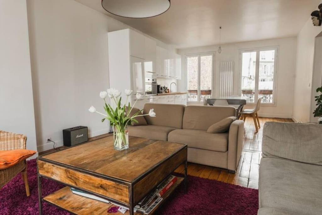 Appartement Canal St Martin Parijs